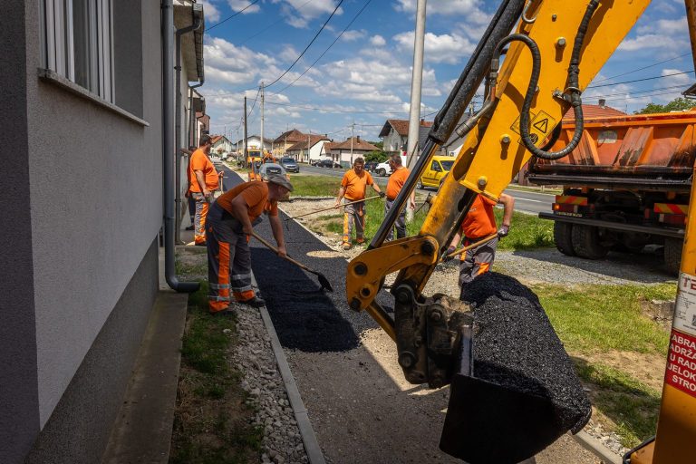 radovi na pješačkoj stazi Kloštar Podravski